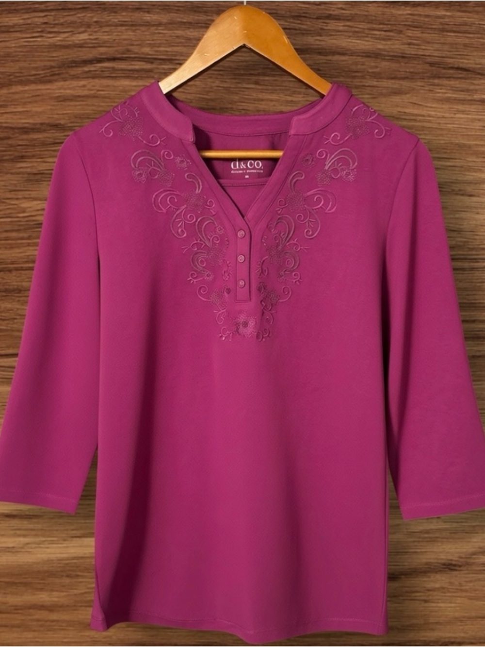 Denim & Company (D&Co) Women's Embroidered V-Neck Magenta Top